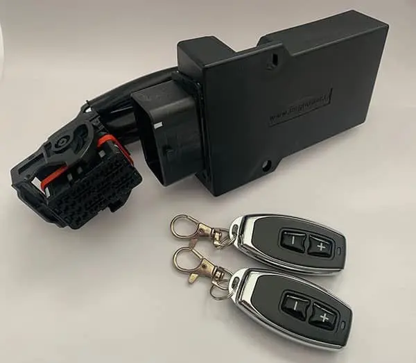 Power Commander avec télécommande 25 & illimité | Piaggio Zip, limiteur Vespa Primavera euro5 Power Commander avec télécommande 25 & illimité | Piaggio Zip, limiteur Vespa Primavera euro5