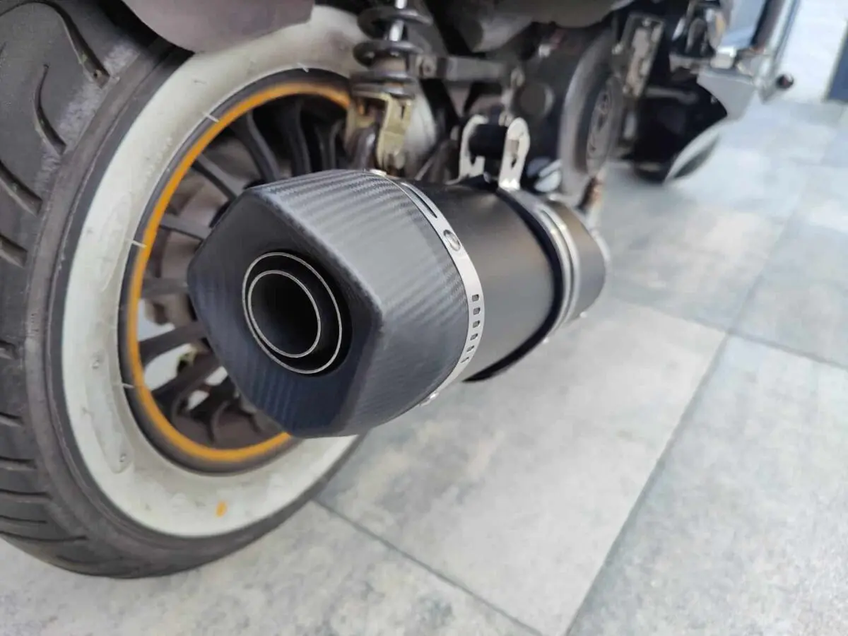Pot d'échappement sport rapide QeXtreme Akrapovic | gy6 Chine Scooter 4 temps | euro2 euro4 euro5, La Souris Sourini, Senzo Rivalux, GTS Toscana, BTC Riva, BTC Felice, Kymco, Peugeot - Image 9