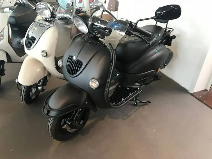 Valbeugel 2 delig Zwart Retro Scooter, AGM, BTC, Fosti, Znen, La Souris, Senzo, Enz Valbeugel 2 delig Zwart Retro Scooter, AGM, BTC, Fosti, Znen, La Souris, Senzo, Enz