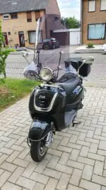 Pare-brise rétro pour scooter haut *Fumé* teinté AGM Fosti BTC La Souris Senzo IVA Enz (qualité A) - Image 2